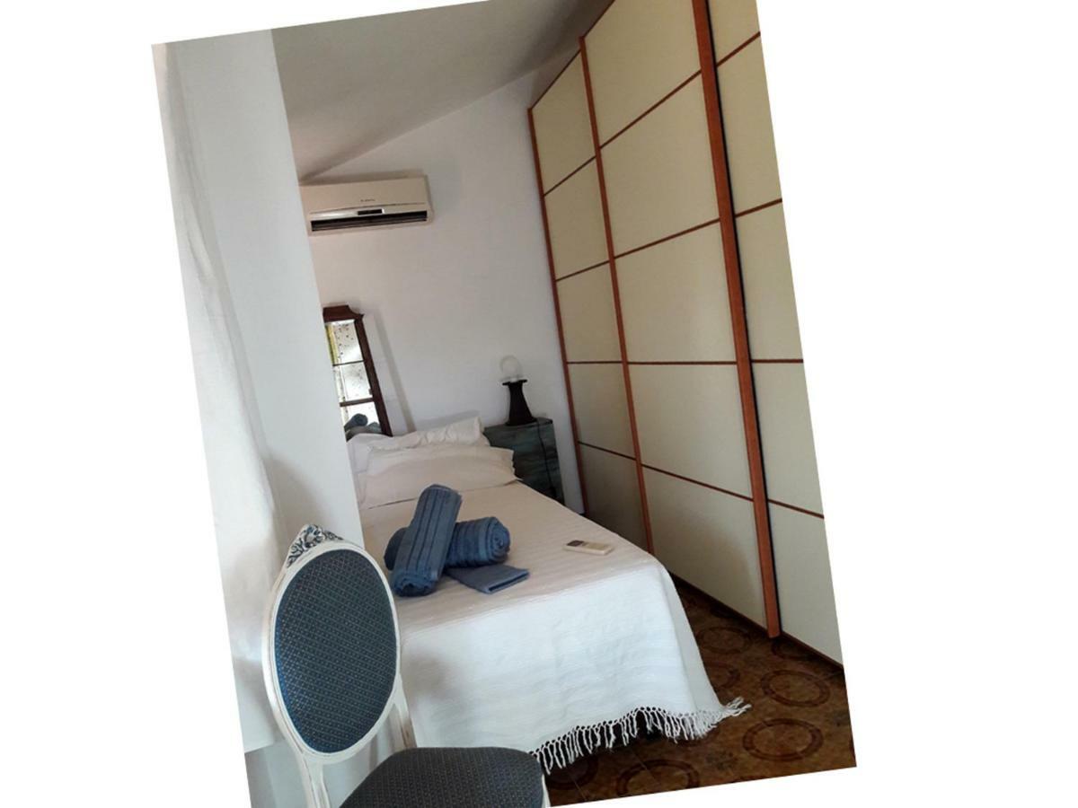 Invit Arti B&B Capoterra Exterior photo
